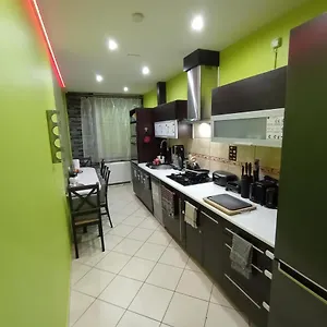  Apartament Venge -całe Mieszkanie 46m2 Na Wyłączność - Z Jedną Sypialnią I Jednym Sypialno-salonem -3 Piętro Bez Windy- Rezerwacja Bez Karty Kredytowej-klimatyzacja-netflix-2 łóżeczka Dziecięce-śniadanie Xxl 30zł